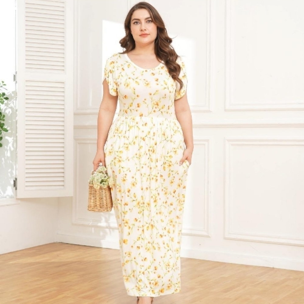 NWT Boutique Women's Floral Maxi Dress With Pockets 4XL